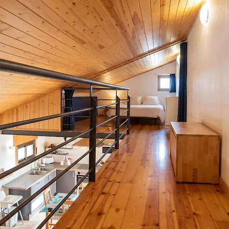 Cozy In With Pool Apartment